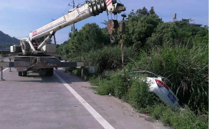 海州区重载吊车救援